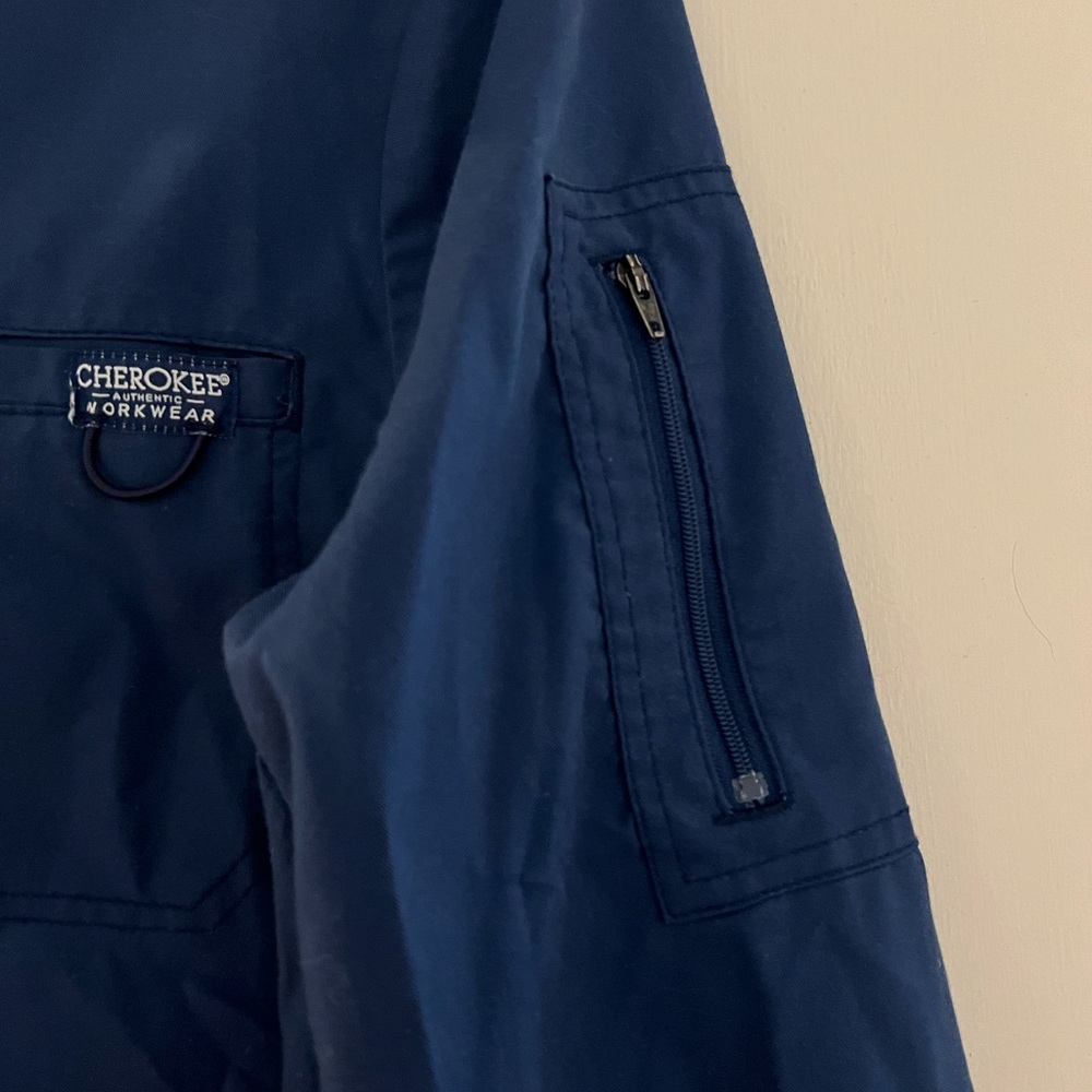 Men working scrub jacket